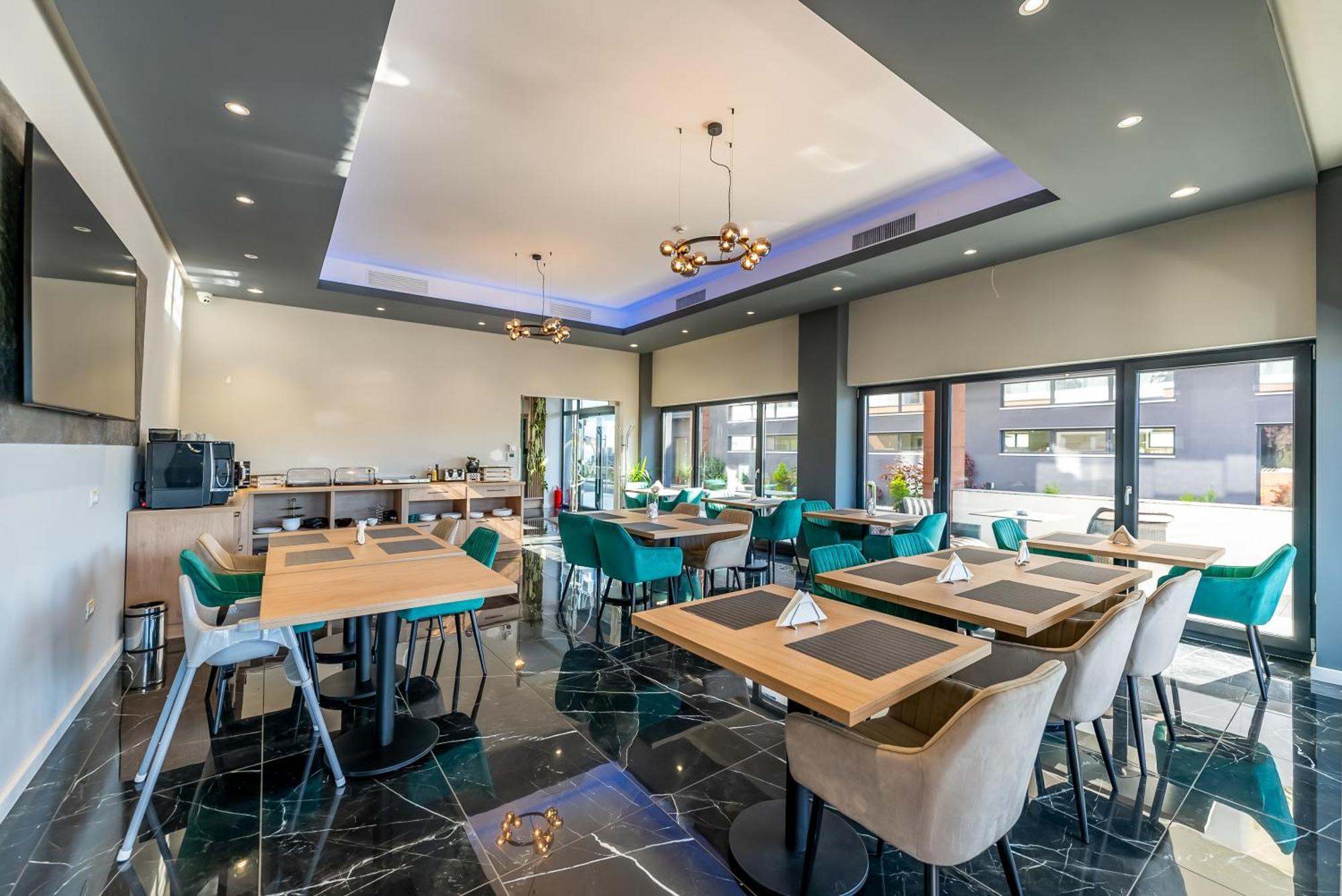 אראד M City Aparthotel מראה חיצוני תמונה